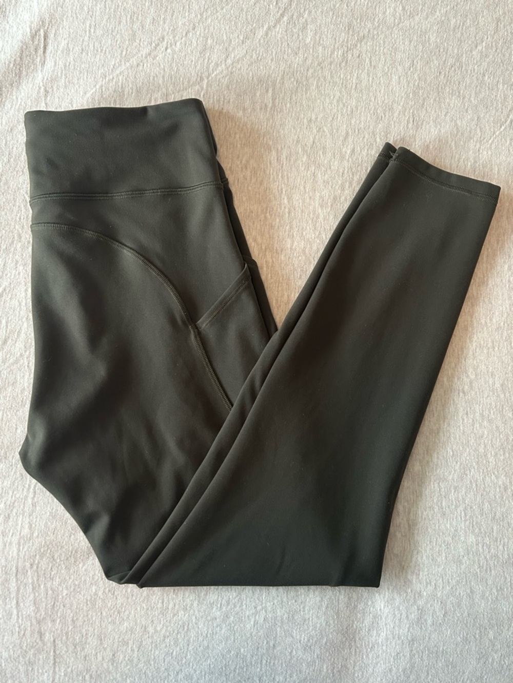 Lululemon Invigorate High Rise Tight 25” Dark Olive Size 8 Pockets Everlux